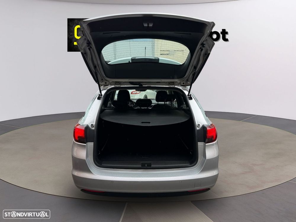 Opel Astra Sports Tourer - 50