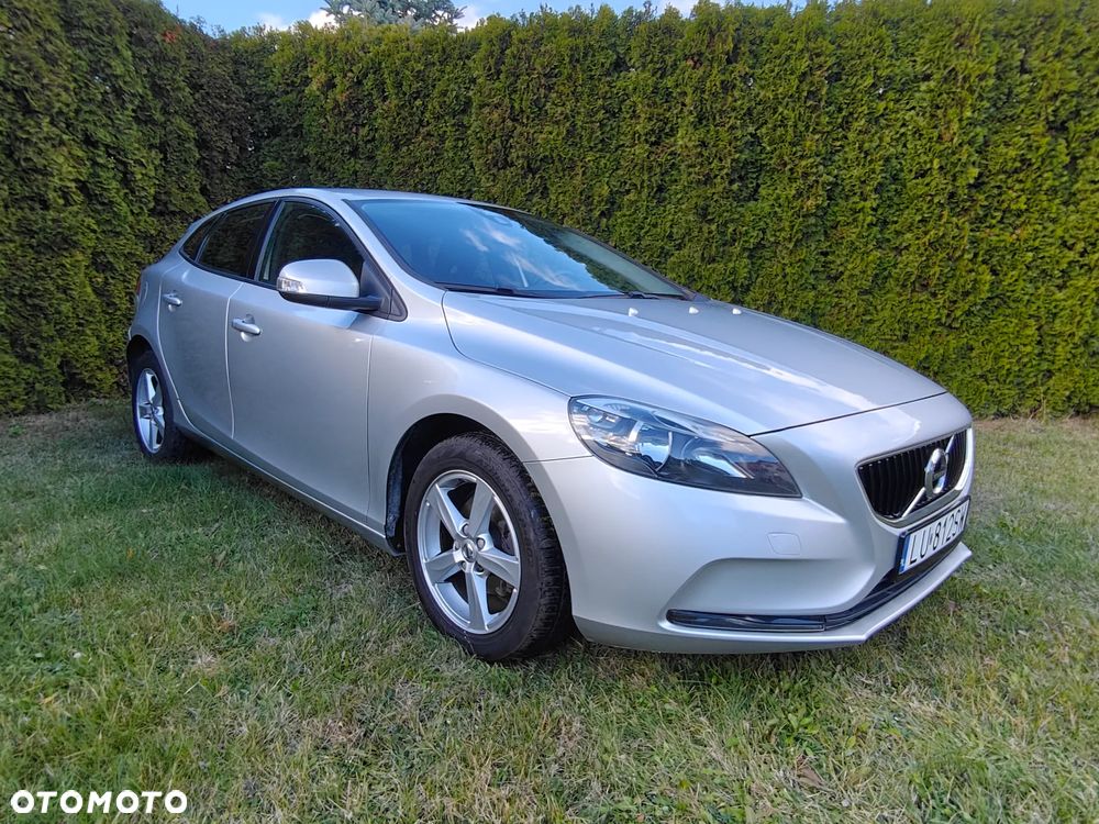 Volvo V40 D2 Drive-E Kinetic - 2