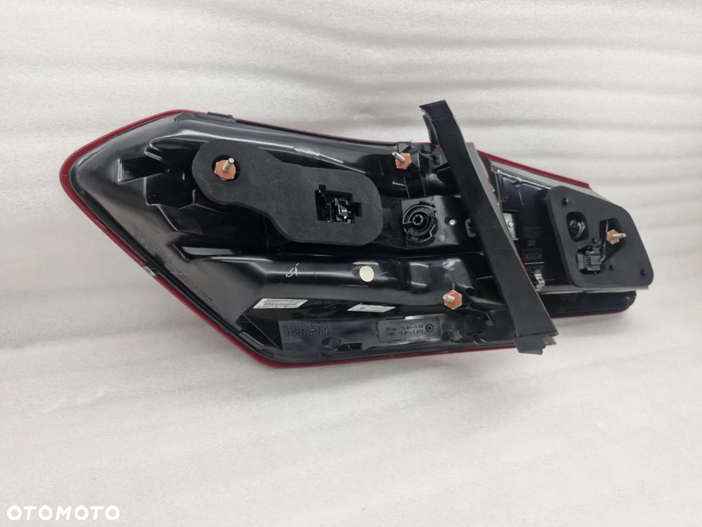 MERCEDES E-KLASA W212 KOMBI LAMPA PRAWA TYŁ KOMPLET A2128203864/A2128201064 - 6