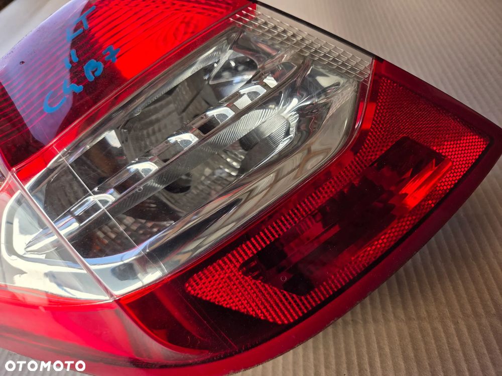 Lampa tylna lewa Citroen C4 II B7 - 6