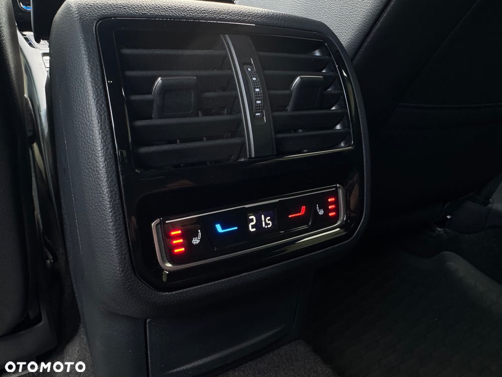 Volkswagen Arteon 2.0 TSI R-Line DSG - 26