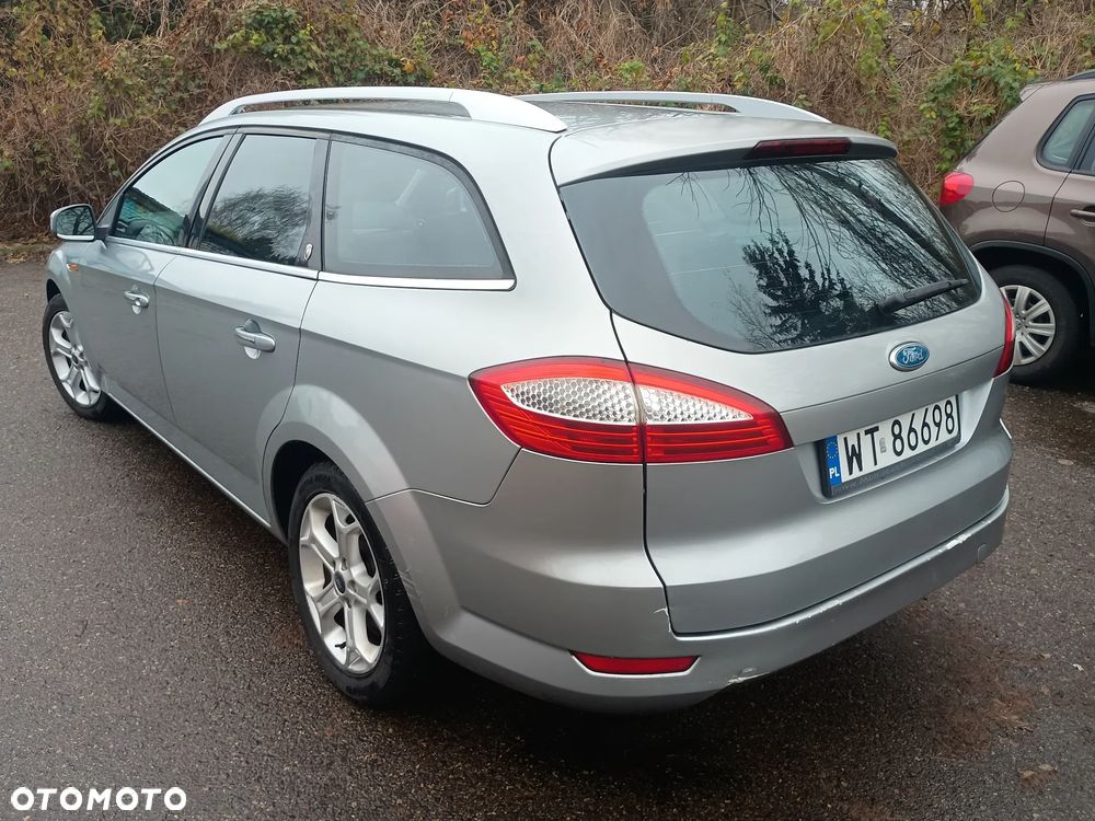 Ford Mondeo 2.0 TDCi Ghia - 11