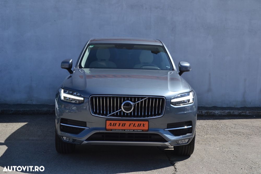 Volvo XC 90 T6 AWD Momentum - 11