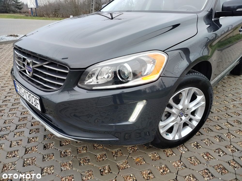Volvo XC 60 T5 AWD Momentum EU6 - 2