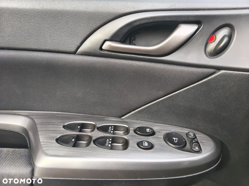 Honda Civic 1.8i-VTEC Sport - 11