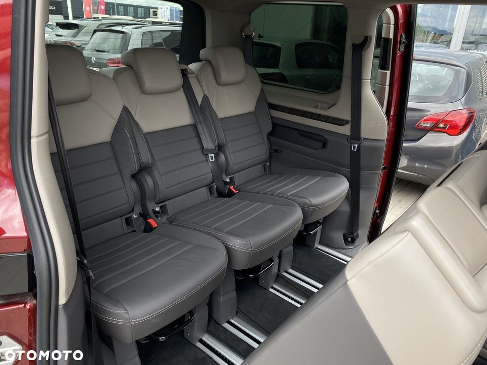 Volkswagen Multivan - 39