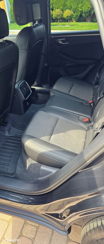 Porsche Macan Standard - 19