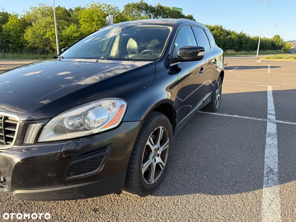 Volvo XC 60 2.4D AWD Summum - 9