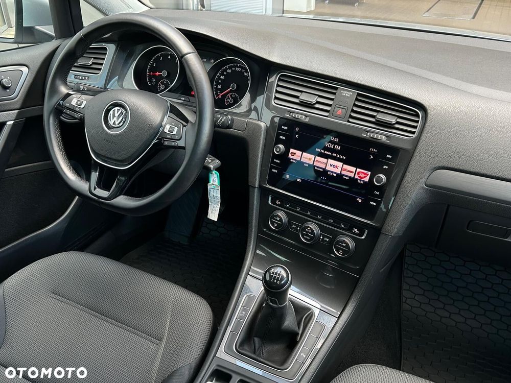 Volkswagen Golf 1.5 TSI BMT Comfortline - 16