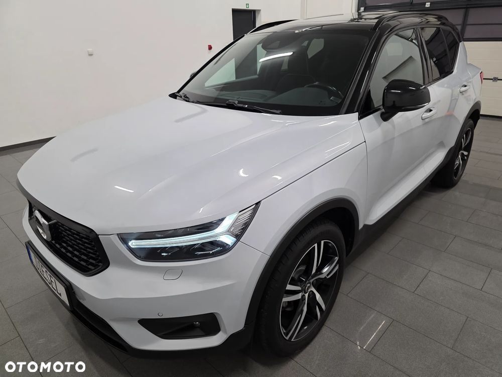 Volvo XC 40 D3 SCR R-Design - 31