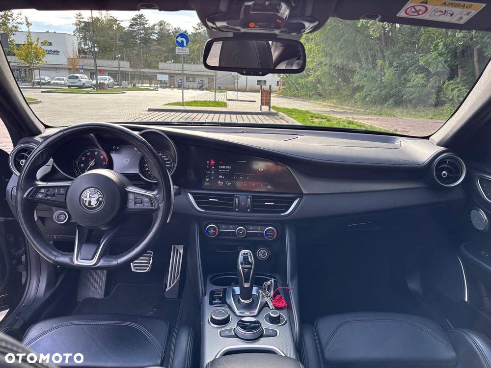 Alfa Romeo Giulia 2.0 Turbo Veloce Q4 - 10