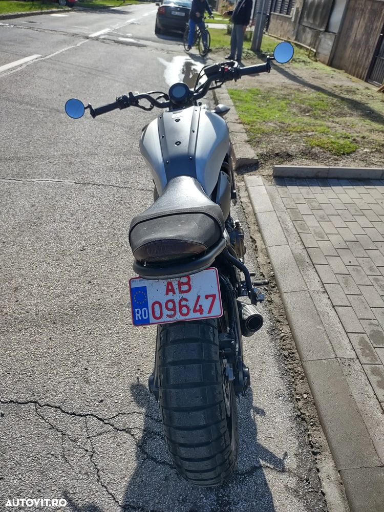 Yamaha XSR 700 - 5