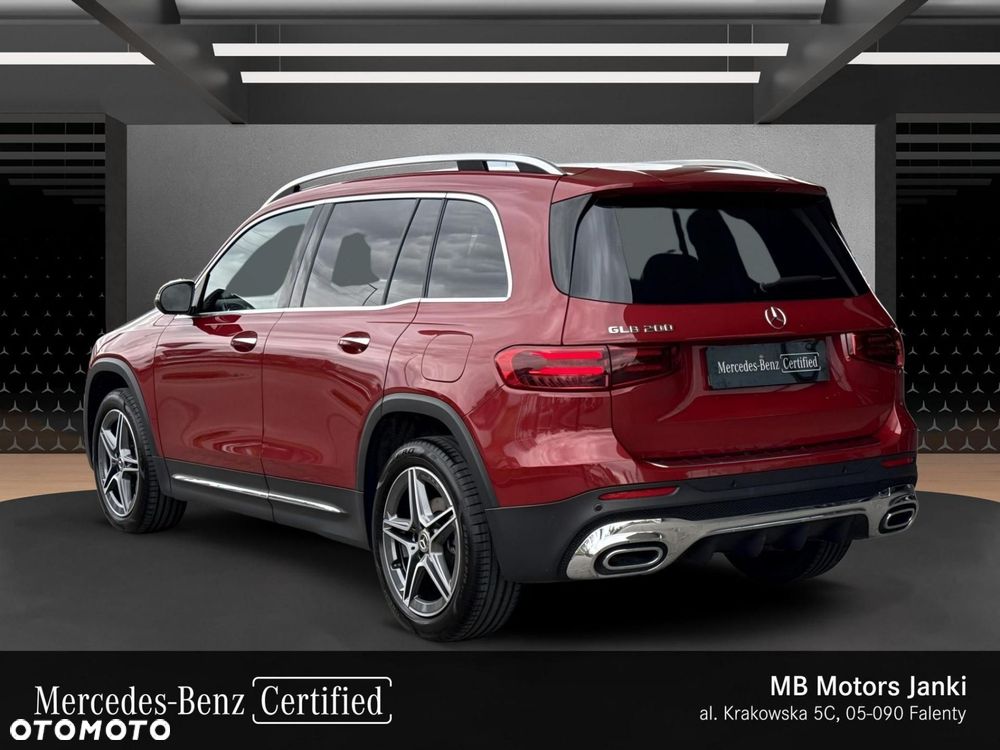 Mercedes-Benz GLB - 4