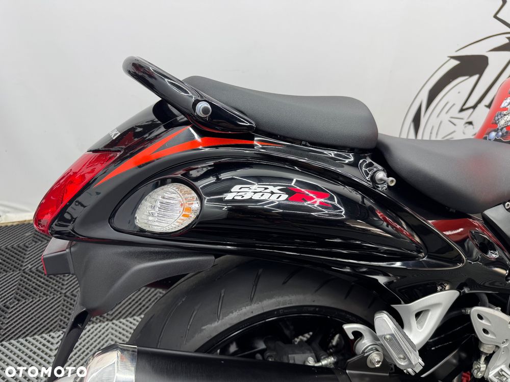 Suzuki GSX-R - 30