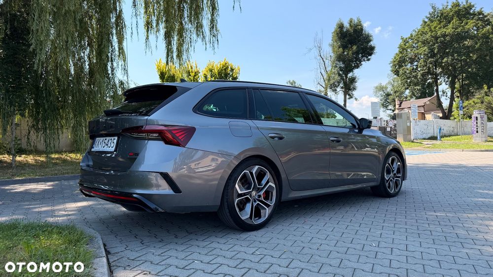 Skoda Octavia 2.0 TSI RS DSG - 5