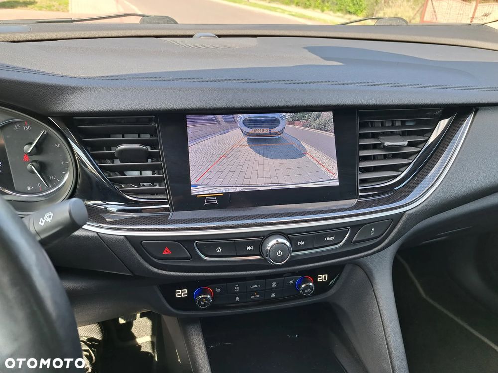 Opel Insignia - 11