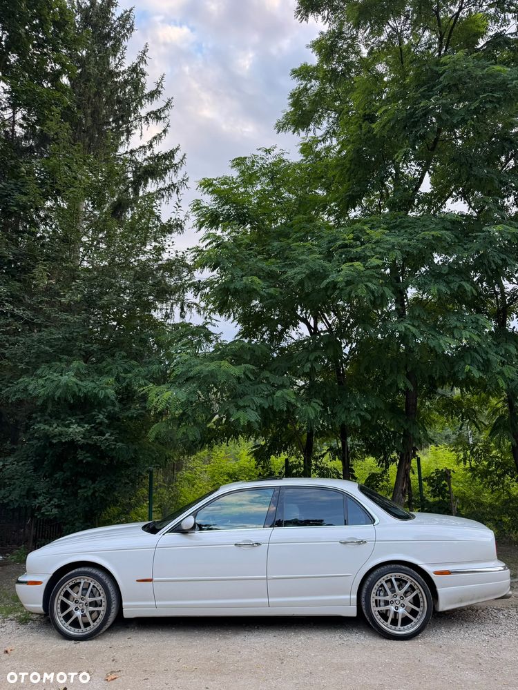 Jaguar XJ Super V8 - 18