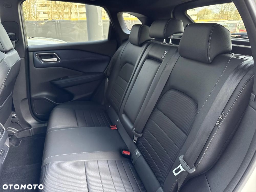 Nissan Qashqai 1.3 DIG-T mHEV Tekna Xtronic - 18