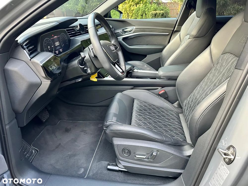 Audi e-tron S Quattro - 13