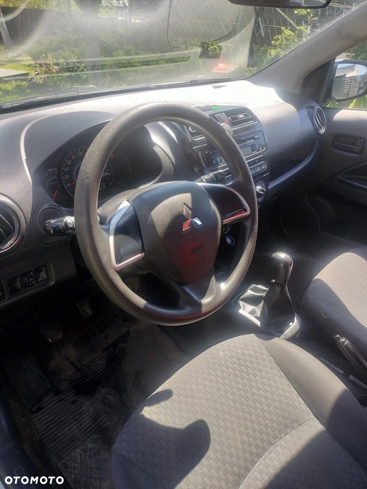 Mitsubishi Space Star 1.0 - 3