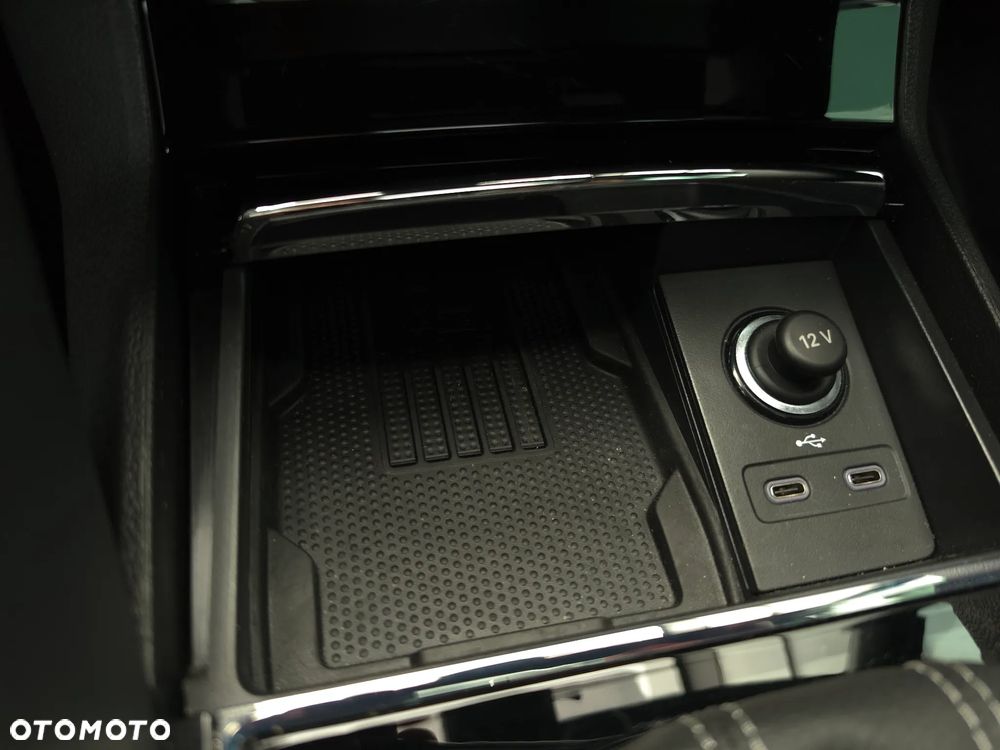 Skoda Karoq 2.0 TSI 4x4 Sportline DSG - 25