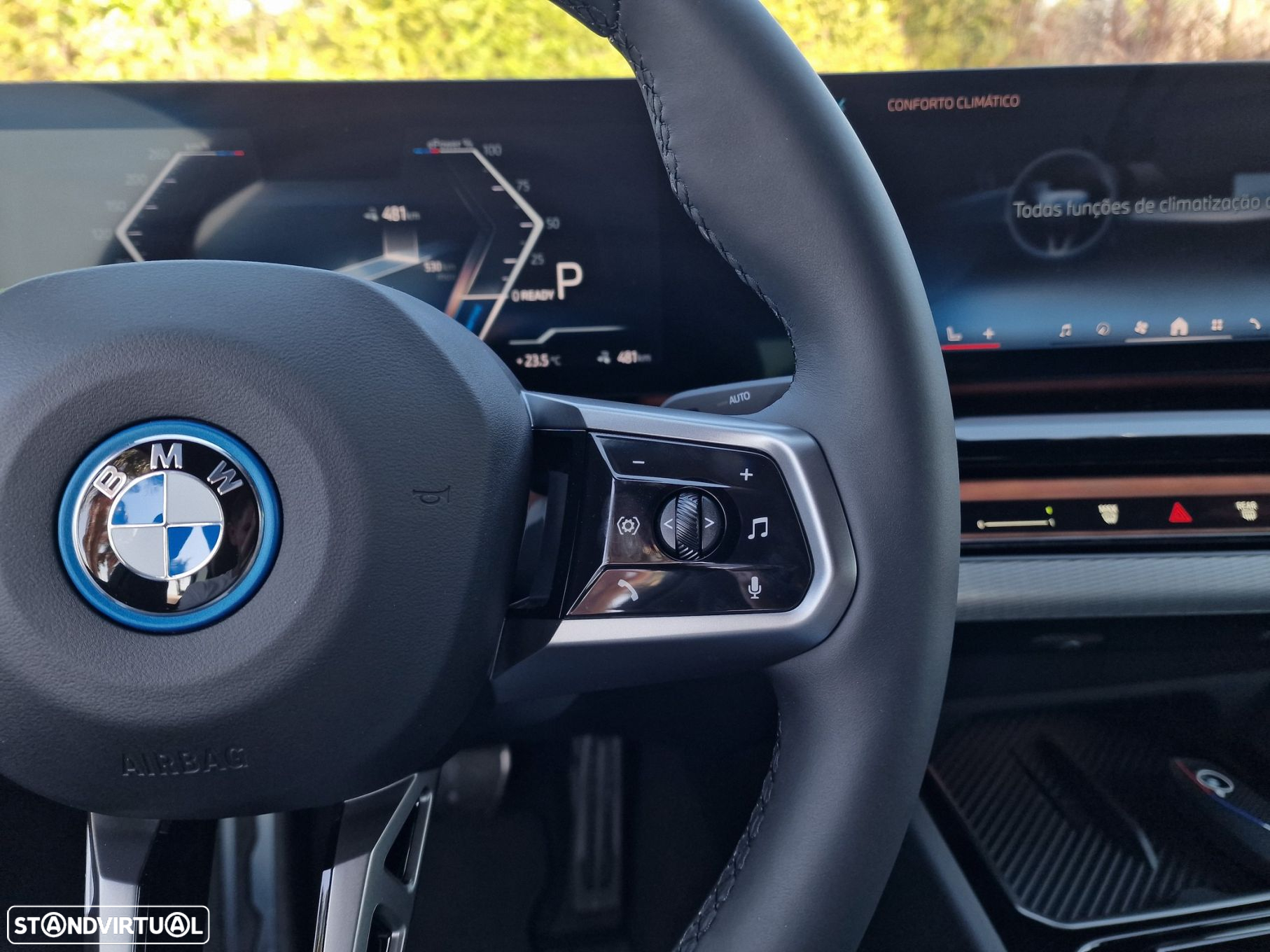 BMW i5 eDrive40 Pack Desportivo M - 23