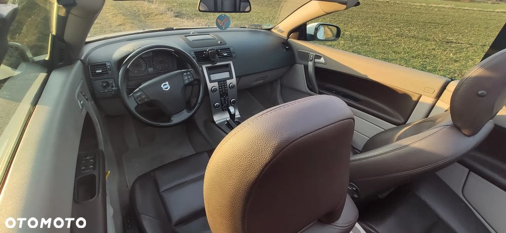 Volvo C70 - 12
