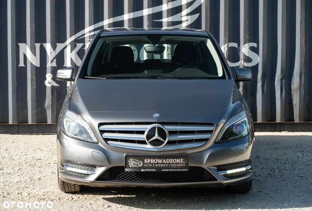 Mercedes-Benz Klasa B 180 BlueEFFICIENCY Edition - 2