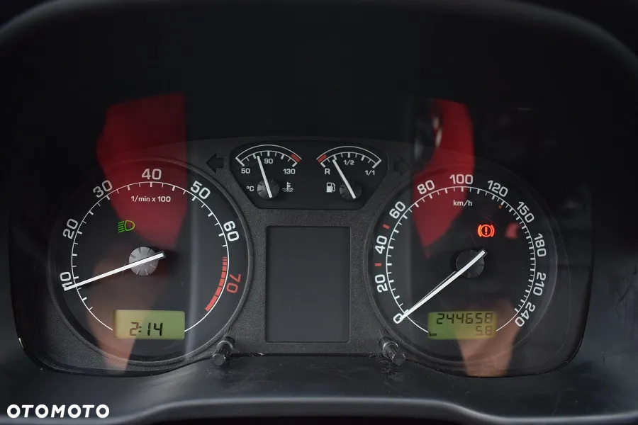 Skoda Octavia 2.0 Ambiente - 13