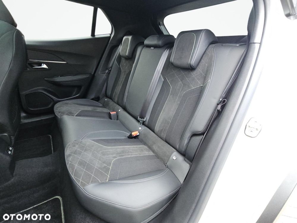 Peugeot 2008 1.2 PureTech GT S&S EAT8 - 34