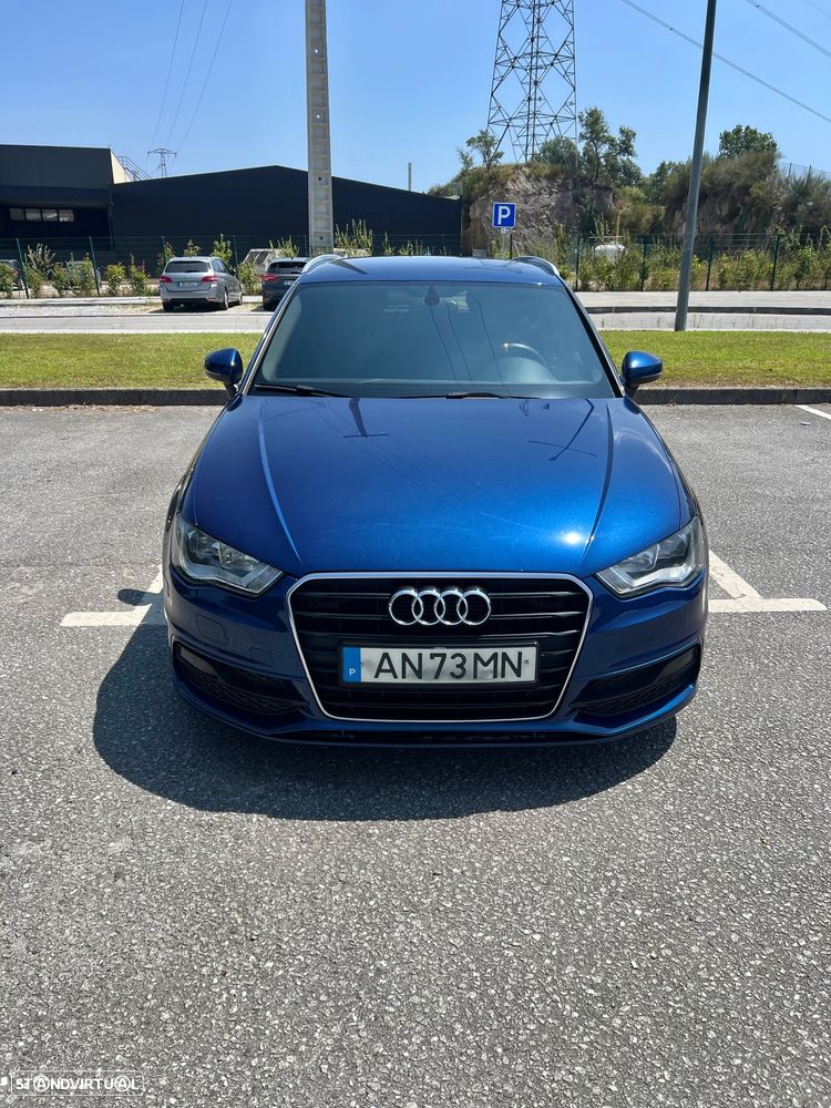 Audi A3 Sportback 1.6 TDI DPF S line Sport Pack - 4
