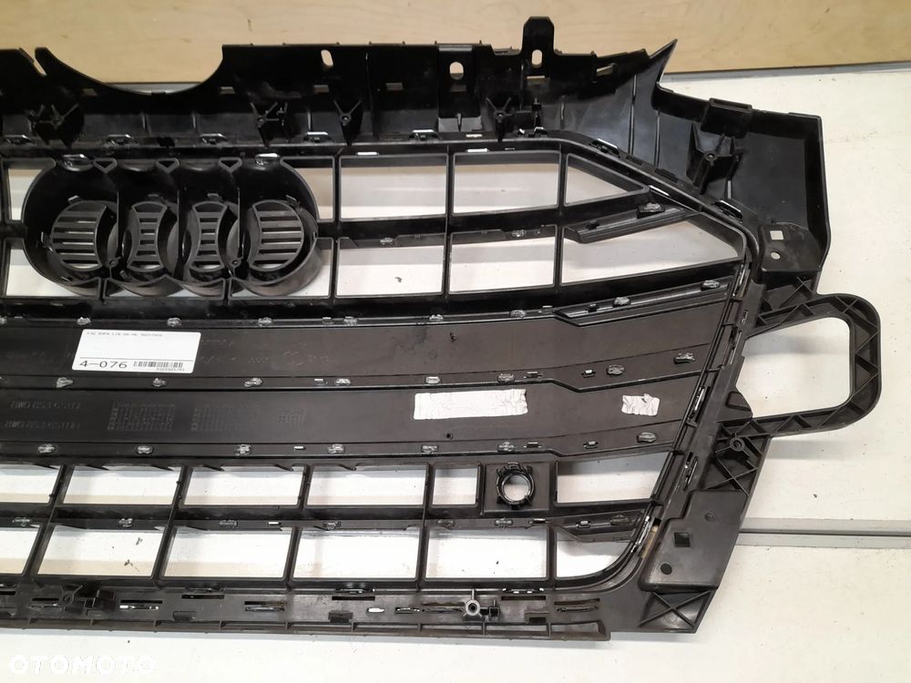 AUDI A4 B9 LIFT 19r- atrapa chłodnicy grill 8W0853651DF - 9