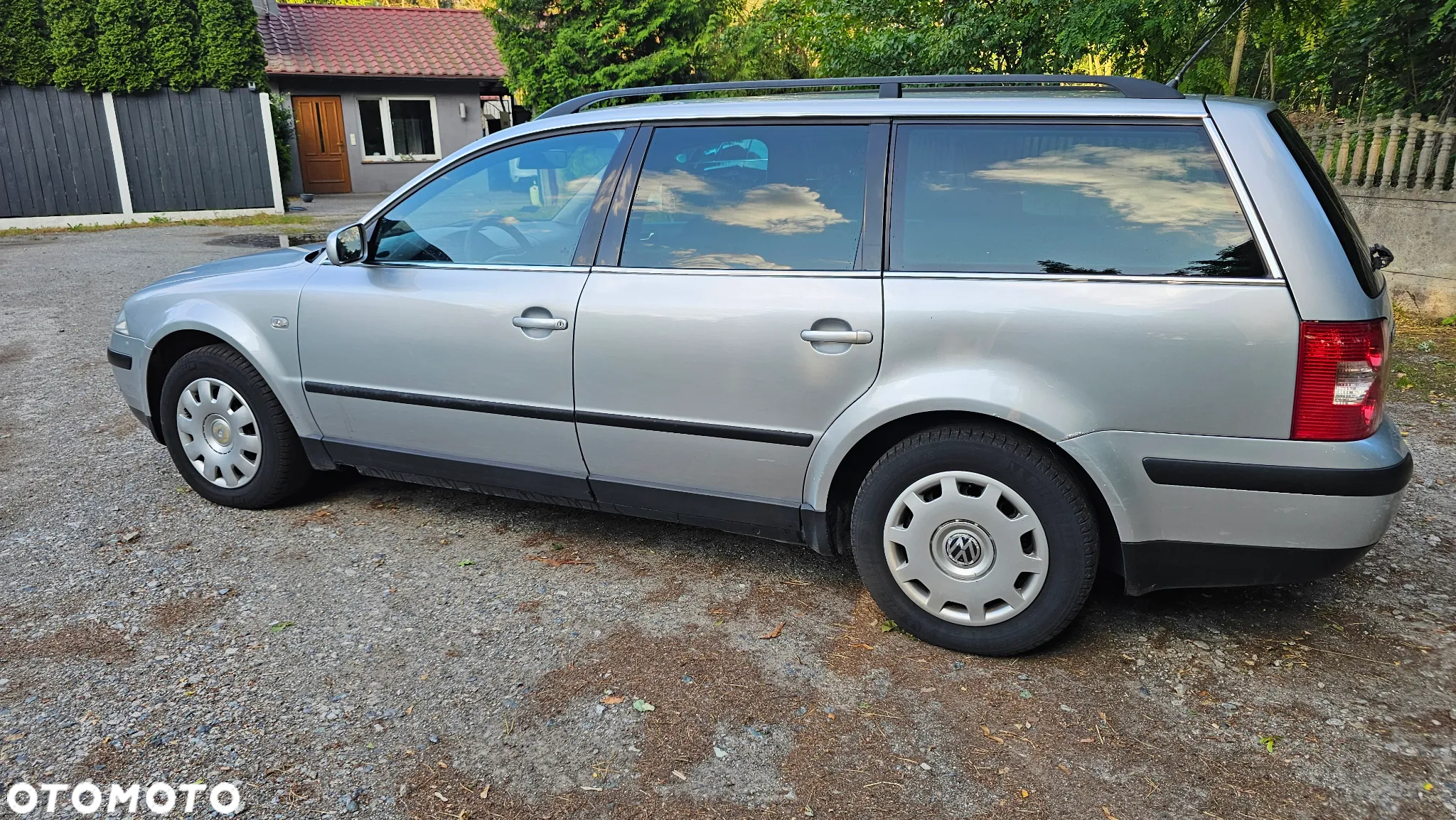 Volkswagen Passat 1.9 TDI Trendline - 3