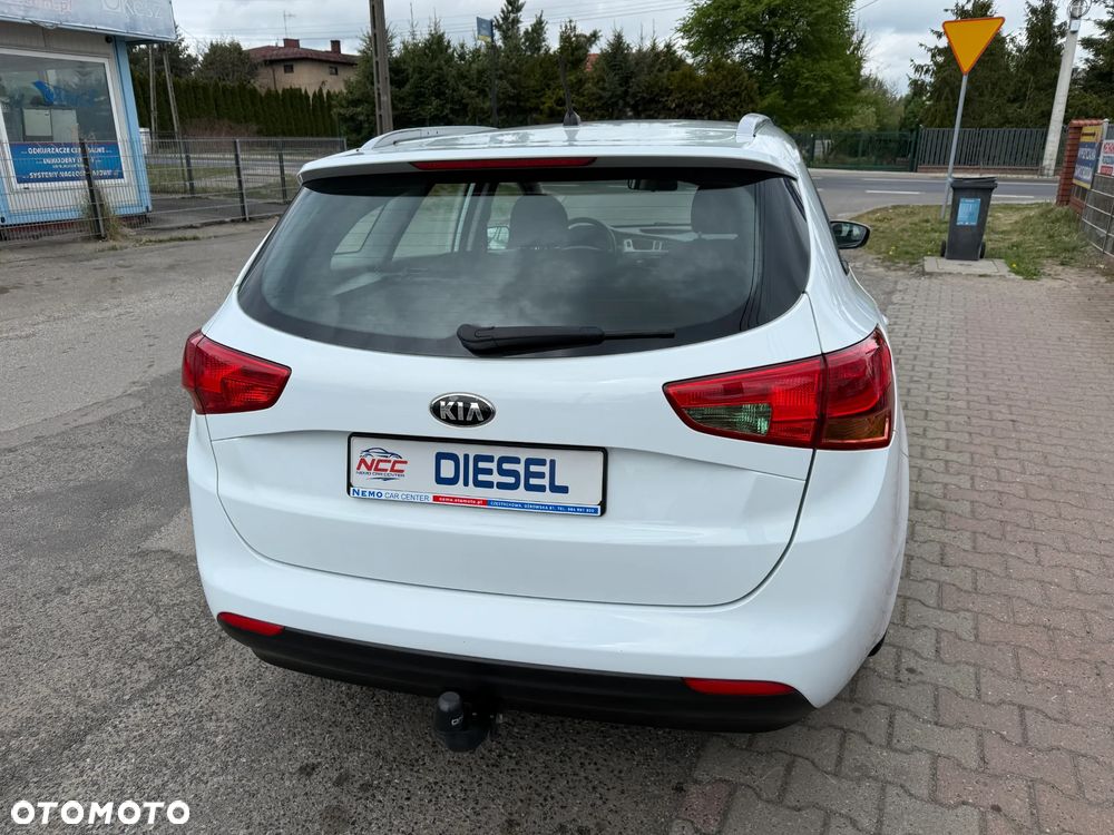 Kia Ceed 1.6 CRDi L - 11