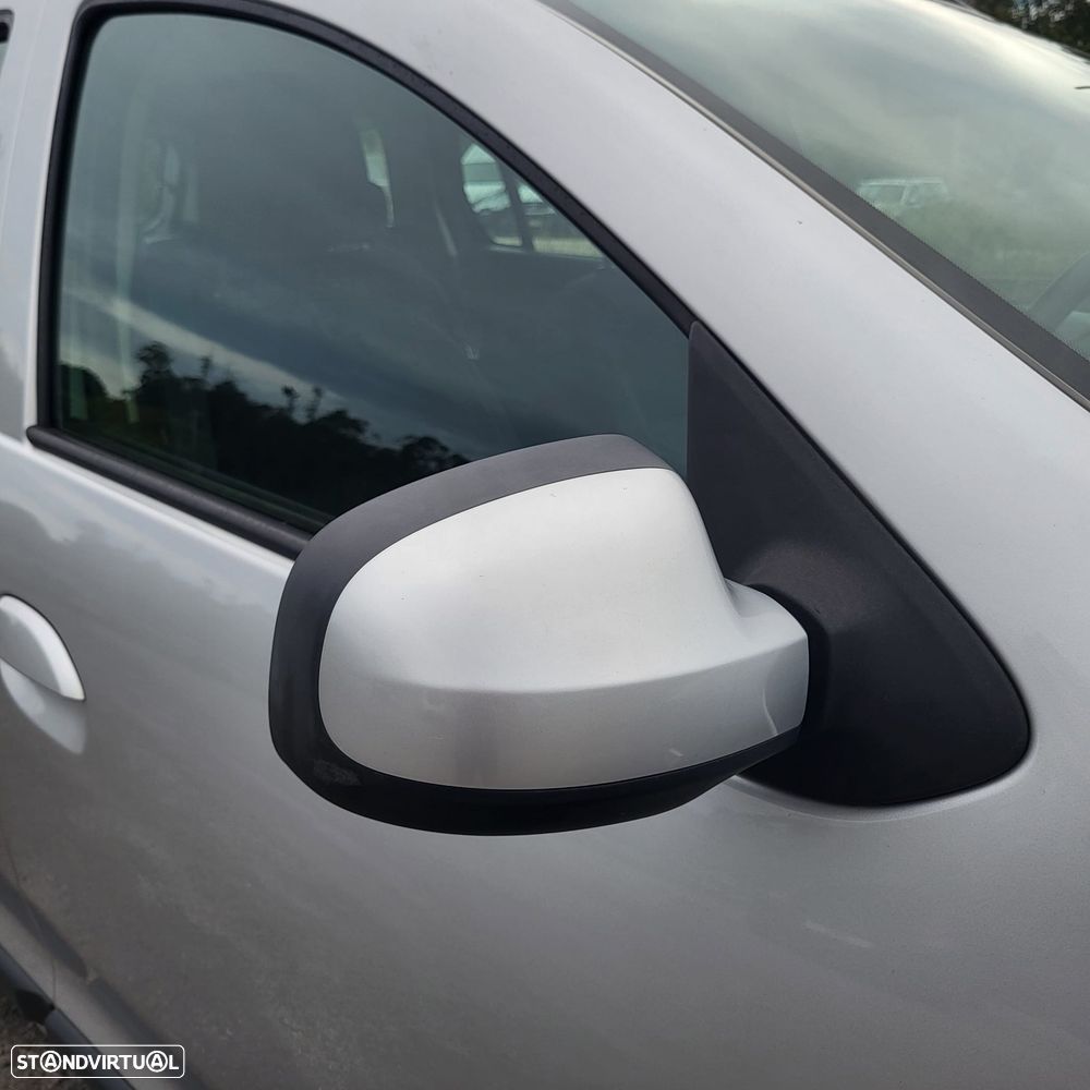 Dacia Logan MCV dCi 90 Laureate - 8