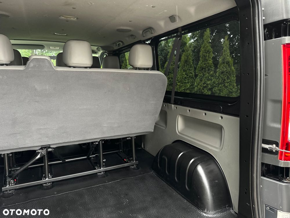 Renault Trafic - 17