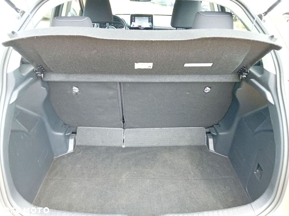 Toyota Yaris - 12
