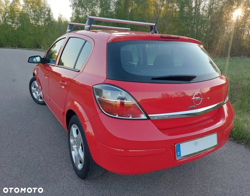 Opel Astra - 16