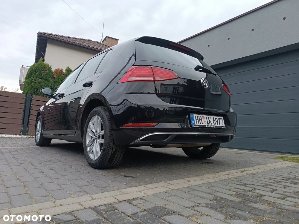 Volkswagen Golf - 21