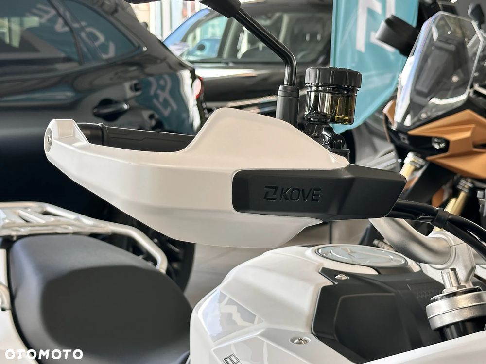 KOVE 800X Touring - 23