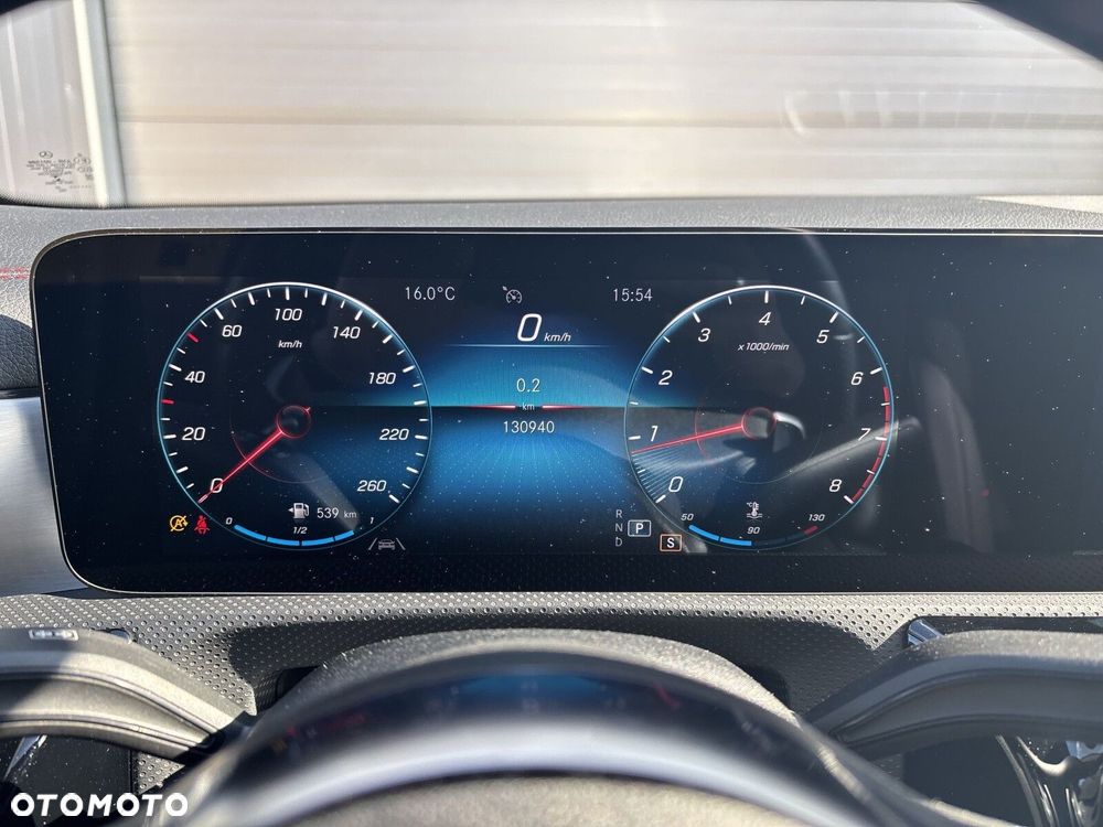 Mercedes-Benz CLA - 27