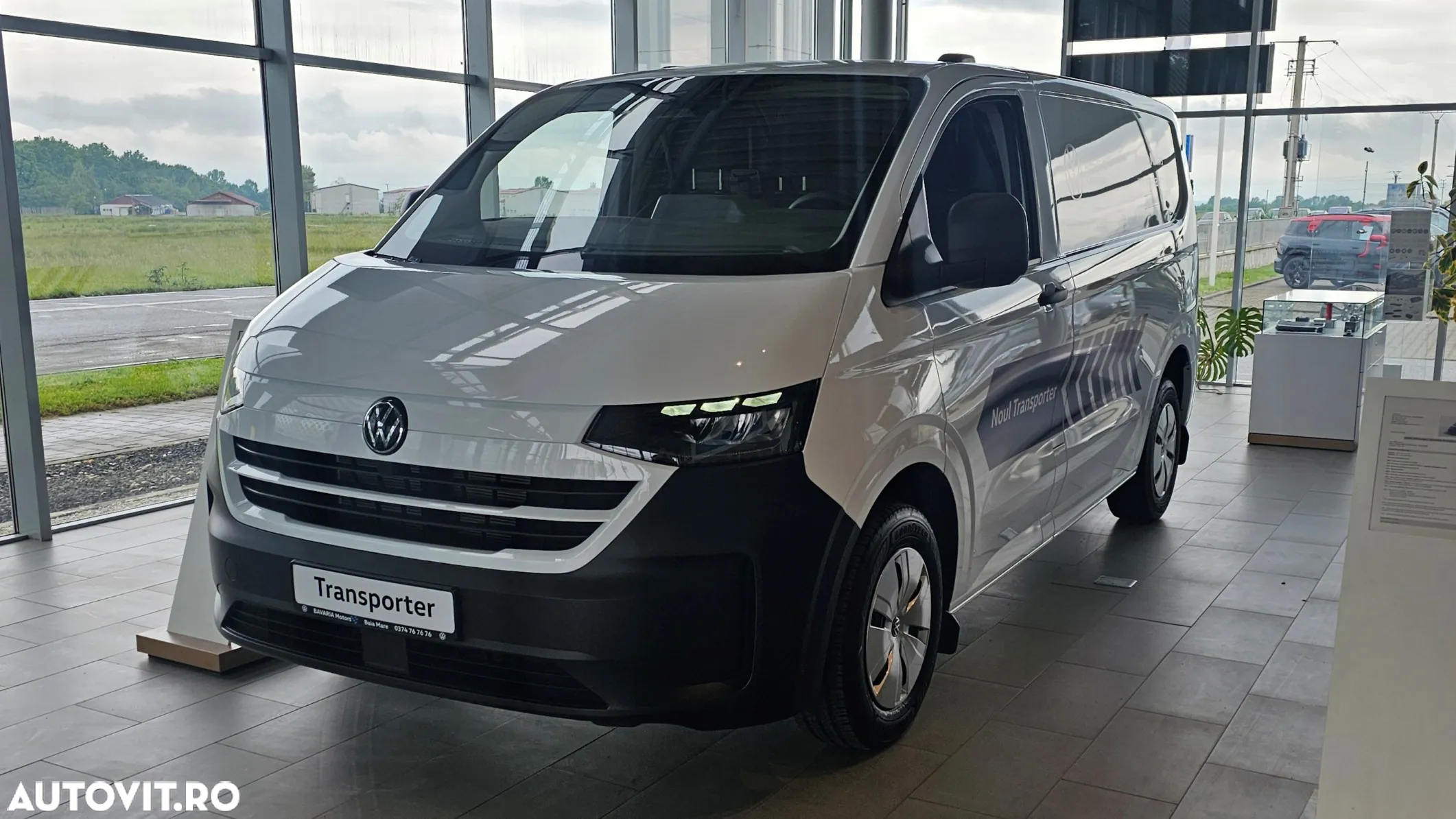 Volkswagen Transporter - 2