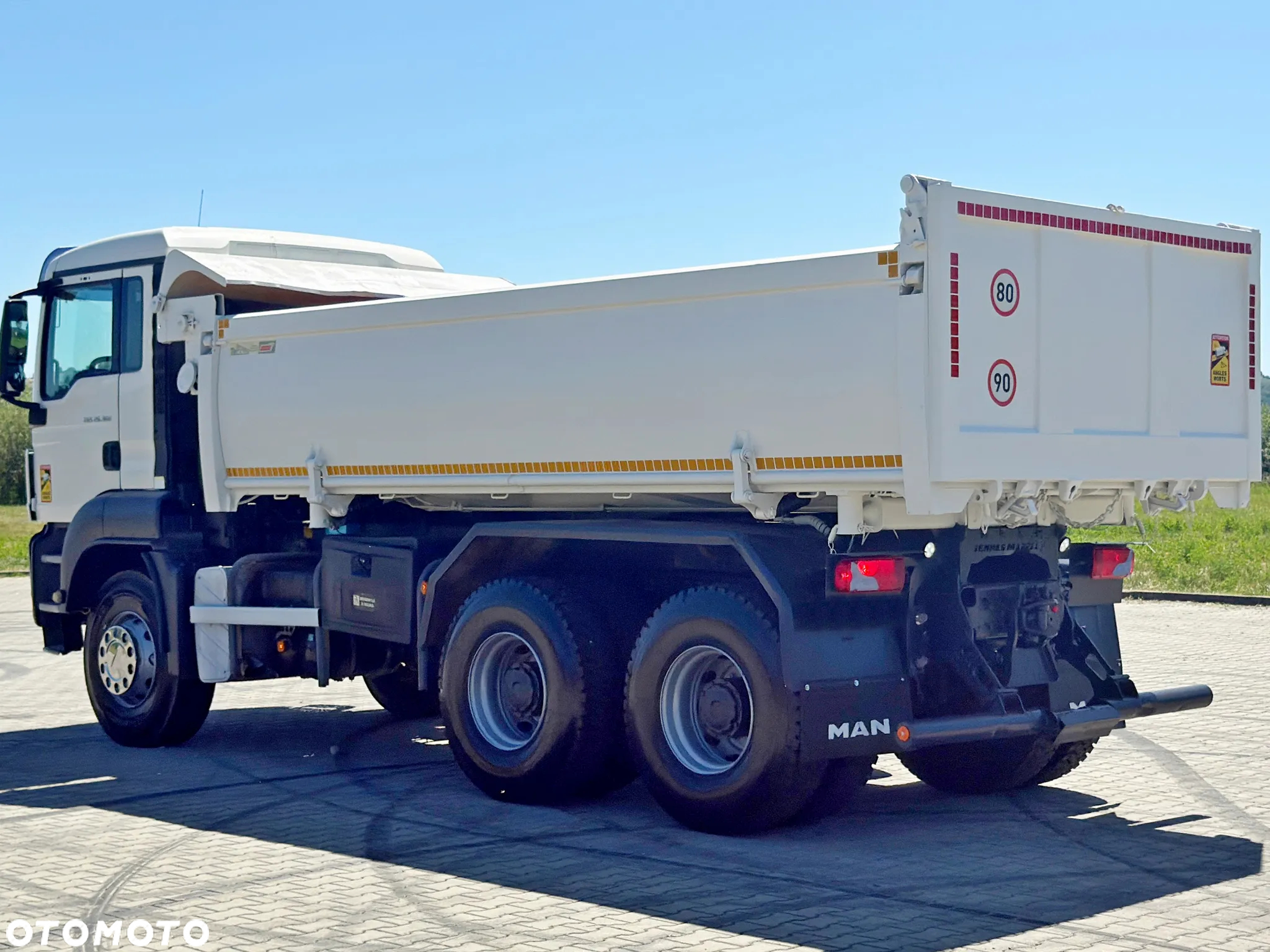 MAN TGS 26.360 * WYWROTKA 5,20 m + BORDMATIC * 6x4 * STAN BDB - 8