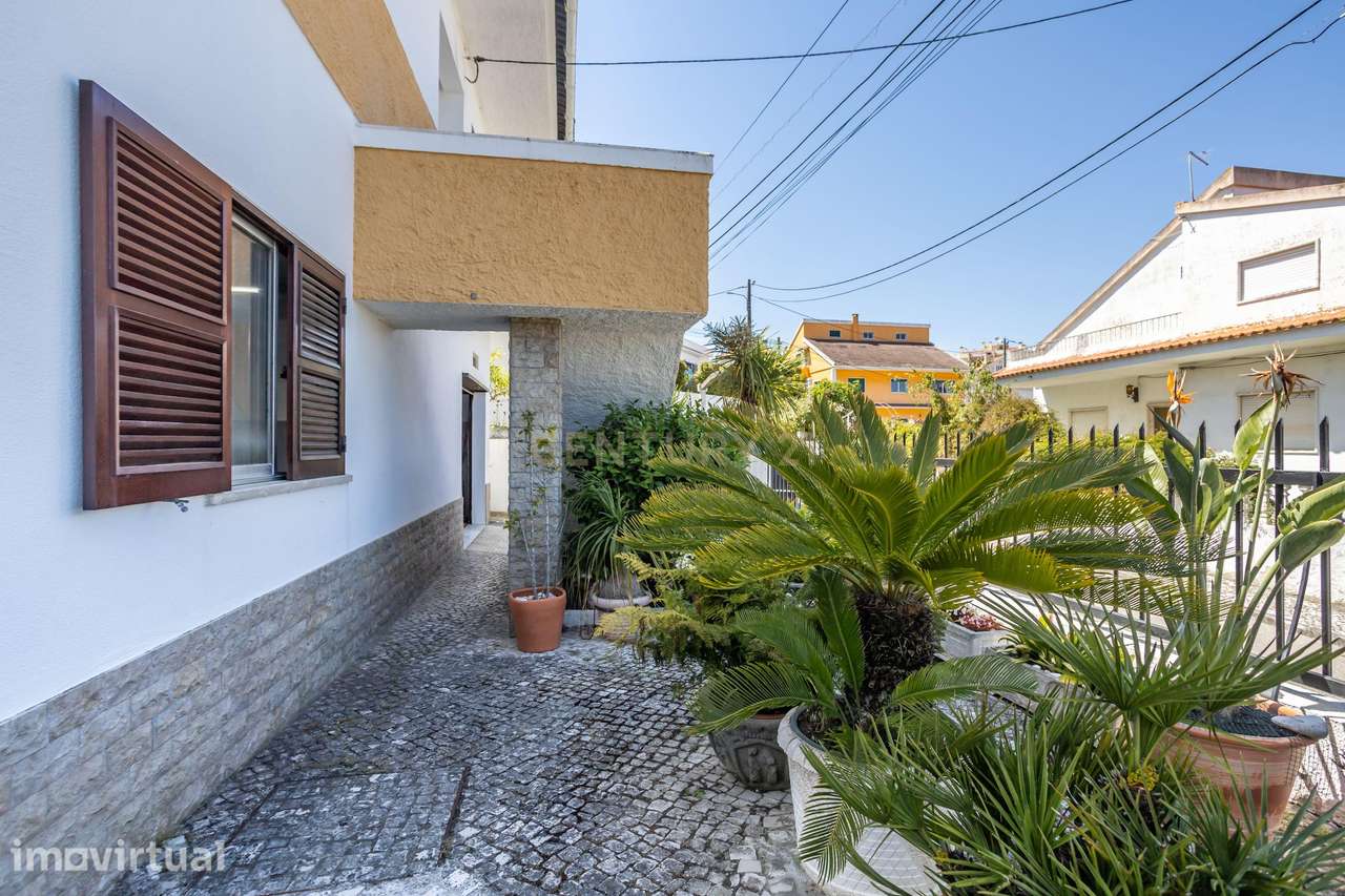 Moradia isolada T3/4 em Vila Nova de Caparica - Grande imagem: 5/51
