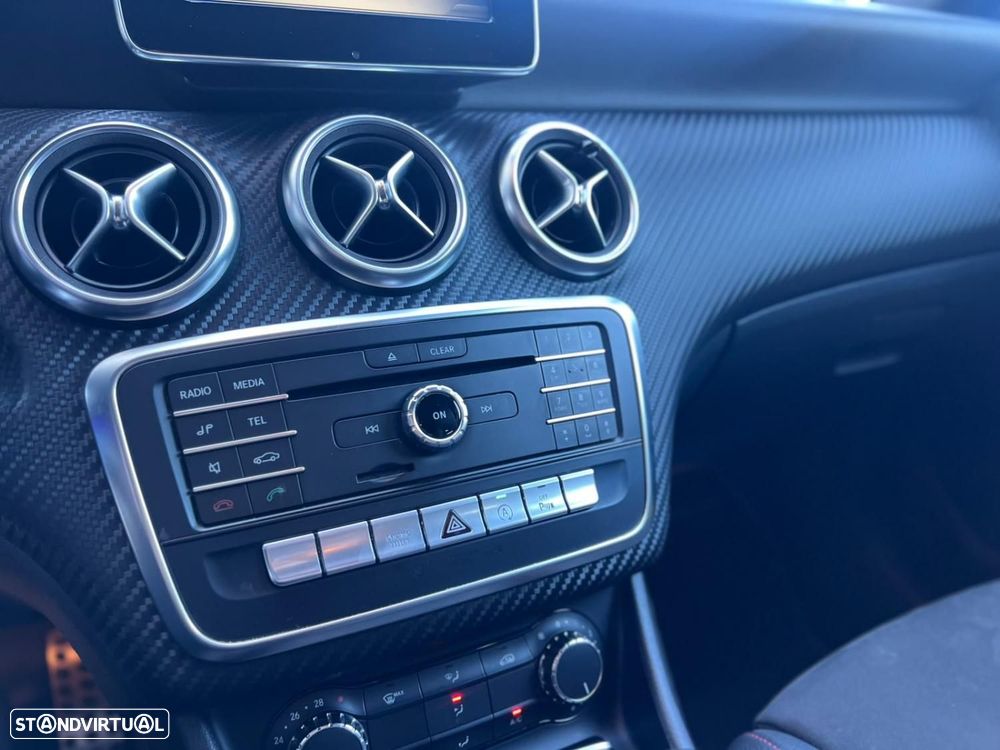 Mercedes-Benz A 180 d AMG Line - 9