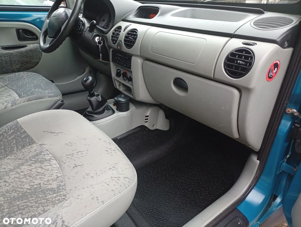 Renault Kangoo 1.6 16V Edition - 12