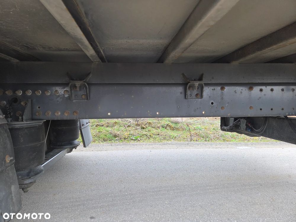 Renault Midlum 220 Atego Scania - 4