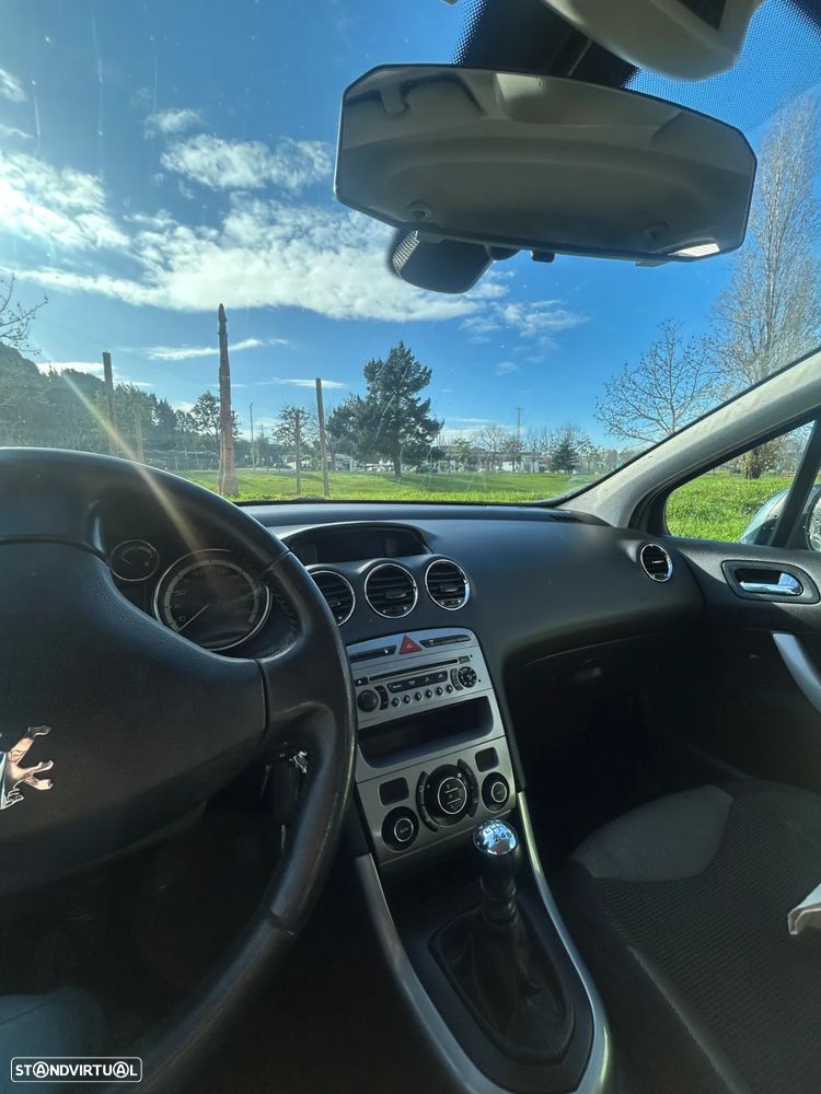 Peugeot 308 1.6 HDi Executive CVM6 - 6