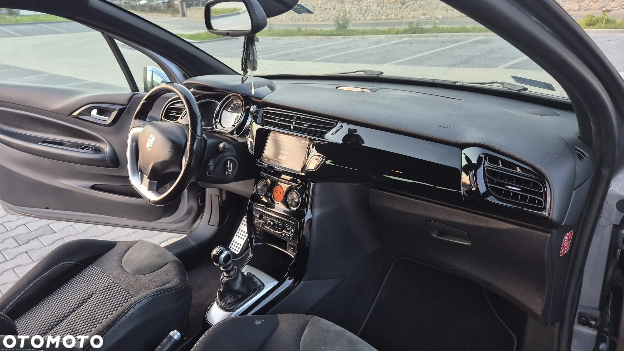 Citroën DS3 THP 150 SportChic - 16