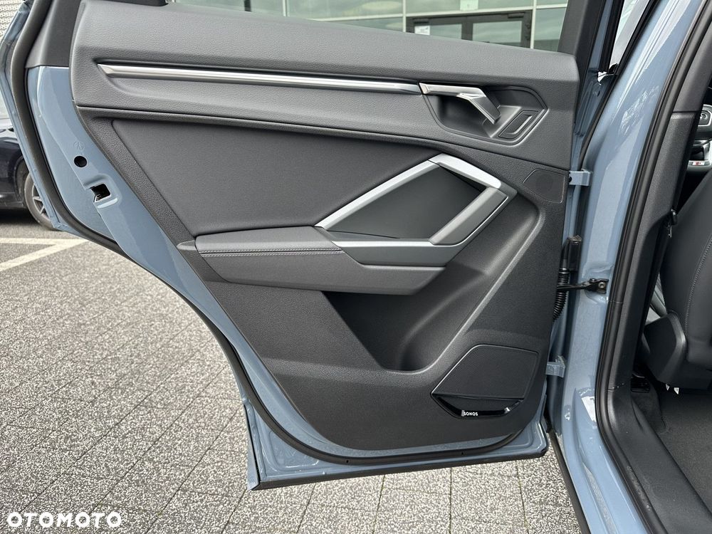 Audi Q3 - 19